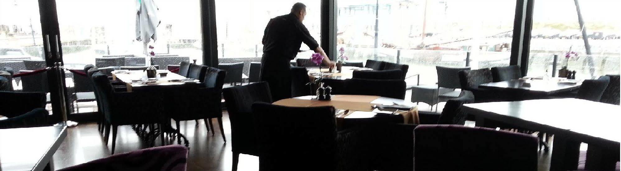 Hotel Zeezicht 3*